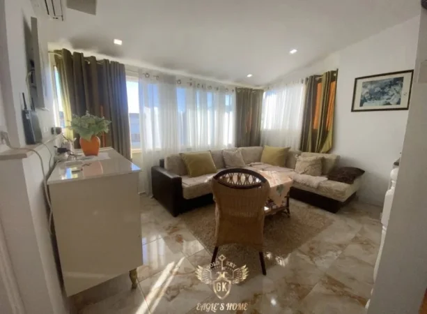 Durres, shes apartament , 90 m² 128.000 € (mali robit)