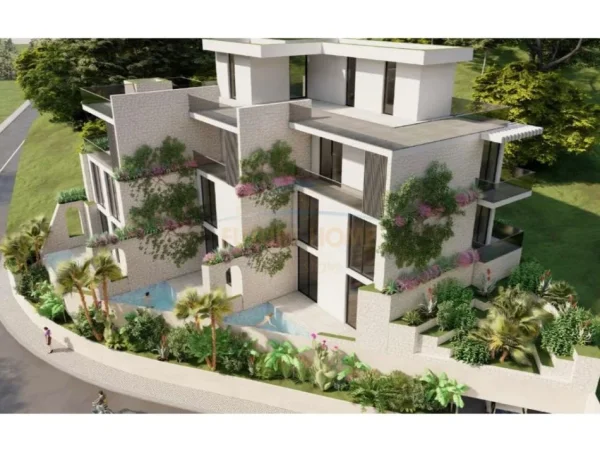 Vlore, shitet apartament 1+1+Ballkon , 189 m² 378.400 € (Vlore)