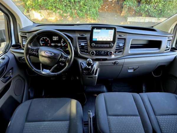 Tirane, shes Furgon Ford transit Nafte, e bardhë manuale Klima 198.652 km 14.900 €