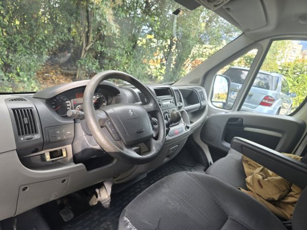 Tirane, shes Frigorifer CITROEN Nafte, e bardhë manuale Kondicioner 165.232 km 7.900 €