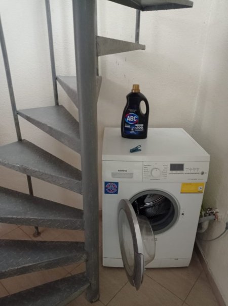 Tirane, jepet me qera shtepi 2+1 Kati 2, 450 €