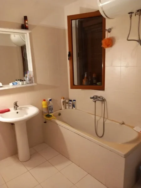 Lushnje, shes apartament 2+1 Kati 2, 70 m² 