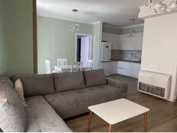 Tirane, jepet me qera apartament 2+1 , 120 m² 1.100 € 