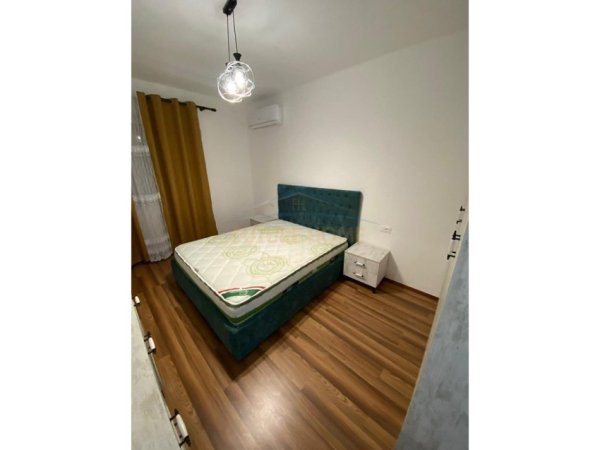 Tirane, shitet apartament 1+1 Kati 7, 72 m² 110.000 € (Unaza e Re, Vila L2)