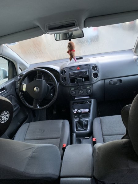 Tirane, shitet makine Golf Plus 2007 Benzin+Gaz, gri metalizato manuale Klima 270.000 km 5.500 €