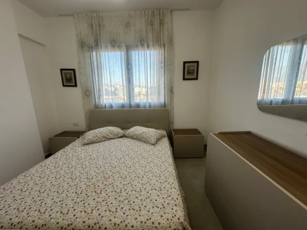 Tirane, jepet me qera apartament 2+1+Ballkon Kati 6, 100 m² 600 € (Oasis Residence)