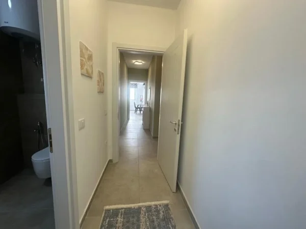 Tirane, jepet me qera apartament 2+1+Ballkon Kati 6, 100 m² 600 € (Oasis Residence)