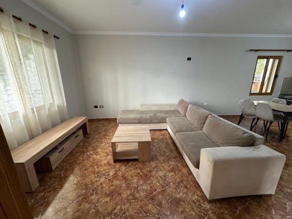 Tirane, jepet me qera nga Pronari, pa-komision apartament duplex 2+1+Aneks+Ballkon Kati 2, 55.000 € 