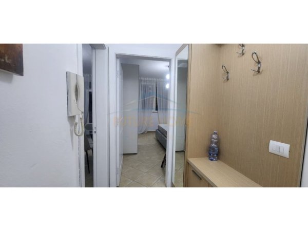 Qera, Apartament 1+1, Ish Ekspozita, Tiranë. 650 €