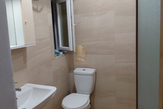 Tirane, jepet me qera Vile 1+1 Kati 3, 60 m² 370 € (Rruga Lucie Miloti)