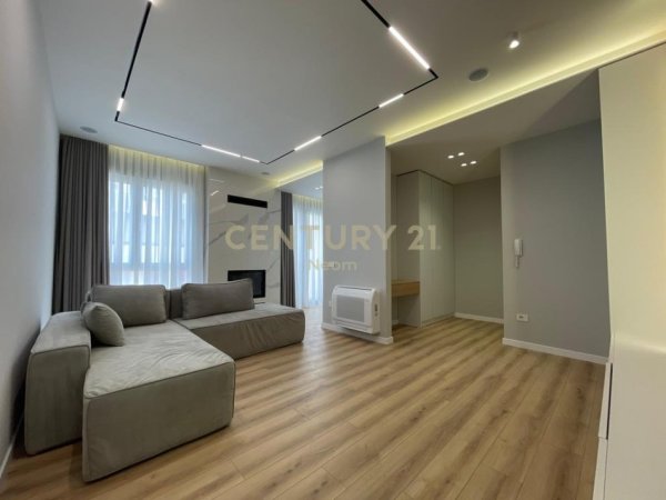 Tirane, jepet me qera apartament 1+1 Kati 3, 77 m² 1.250 € (Liqeni thate)