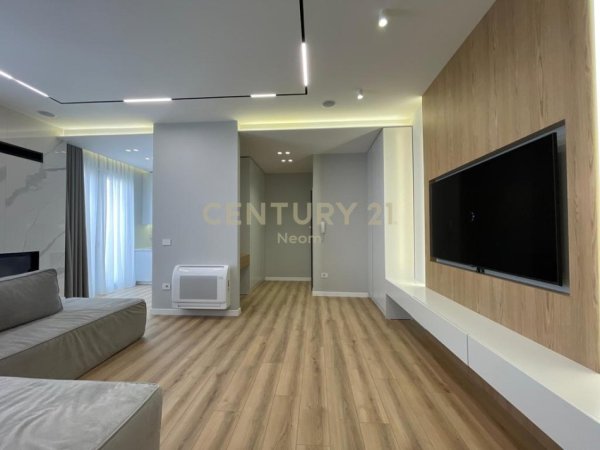 Tirane, jepet me qera apartament 1+1 Kati 3, 77 m² 1.250 € (Liqeni thate)