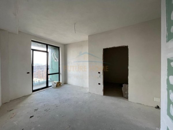 Tirane, shitet apartament 3+1 Kati 9, 156 m² 280.000 € (BULEVARDI I RI,JORDAN MISJA,STACION TRENI)