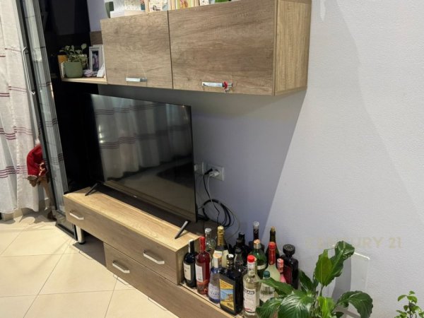 Tirane, jepet me qera apartament 2+1 Kati 4, 107 m² 850 € (Green City)