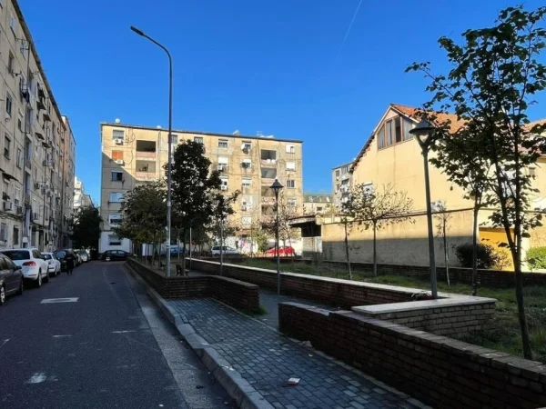 Tirane, shes apartament 2+1 Kati 5, 60 m² 100.000 € (Laprake)