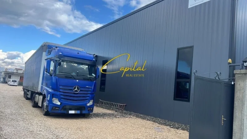 Tirane, jepet me qera ambjent biznesi Kati 0, 600 m² 3.200 € (RRUGA E RINASIT)