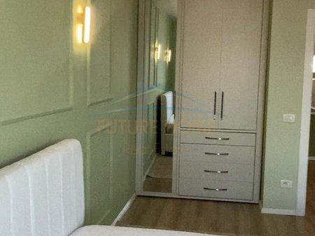 Tirane, jepet me qera apartament 1+1 Kati 8, 68 m² 600 € 