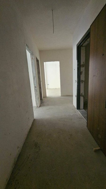 Shitet Apartament 2+1 Paskuqan