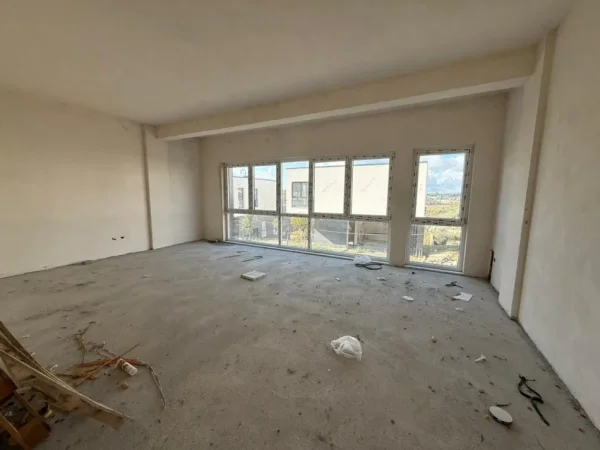 Tirane, shes Vile 2 Katshe , 257 m² 600.000 € (Lakeside Residence)
