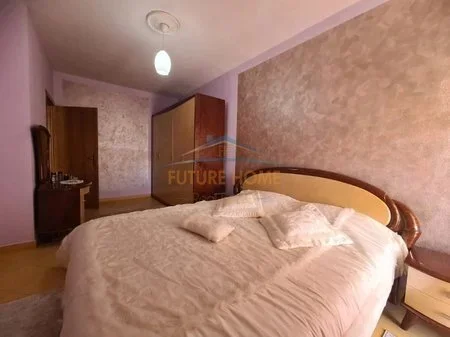 Tirane, jepet me qera apartament 2+1 Kati 8, 105 m² 400 € 