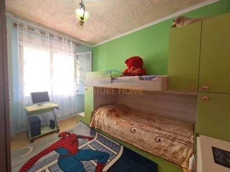 Tirane, jepet me qera apartament 2+1 Kati 8, 105 m² 400 € 