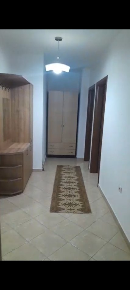Tirane, jepet me qera Apartament 1+1 Kati 5, çmimi 500 € tek Rruga Dibres, Tiranë)