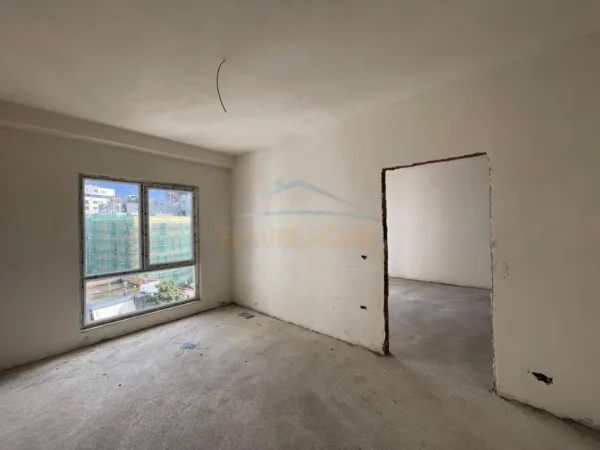 Tirane, shitet apartament 1+1+Ballkon Kati 5, 65 m² 105.000 € 