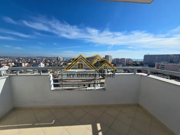 Durres, jepet me qera apartament 2+1+Ballkon Kati 8, 80 m² 300 € (TREGU INDUSTRIAL)