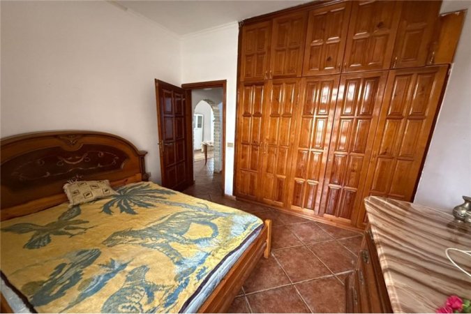 Vlore, jepet me qera apartament 2+1 Kati 2, 80 m² 350 € (Prane Kishes Ortodokse - Rruga Fiqirete Musta, Vlorë)