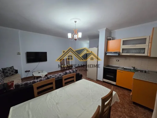 Durres, jepet me qera apartament 1+1 Kati 7, 60 m² 300 € (PLAZH DURRES)