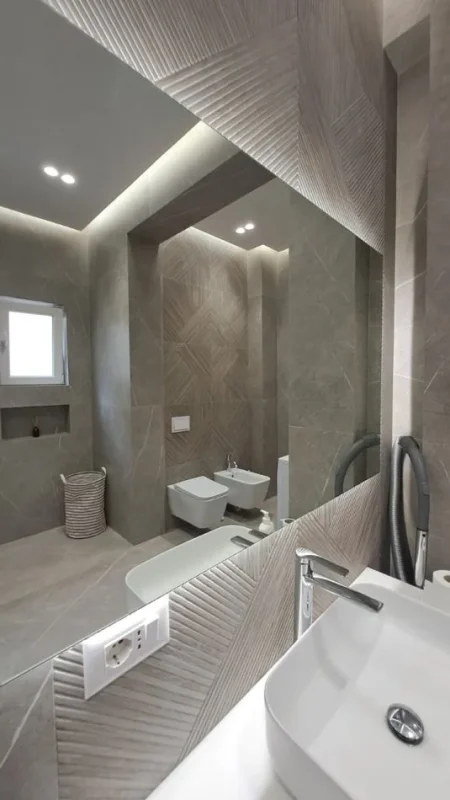 Tirane, jepet me qera apartament 3+1 , 140 m² 1.500 € 