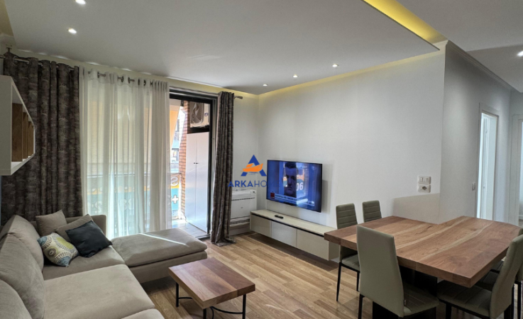 Tirane, shitet 2+1+Ballkon , 96 m² 260.000 € 