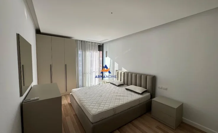 Tirane, shitet 2+1+Ballkon , 96 m² 260.000 € 