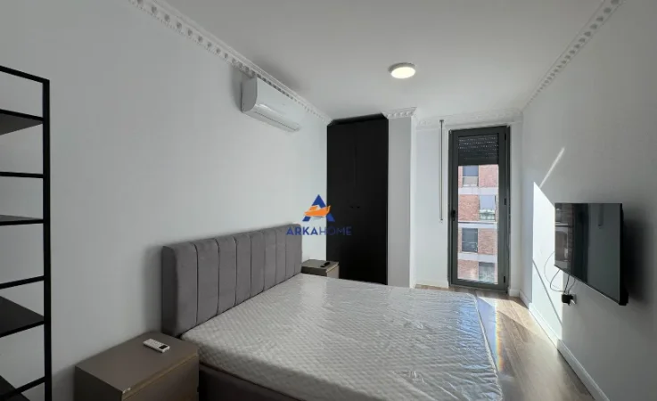 Tirane, shitet 2+1+Ballkon , 96 m² 260.000 € 