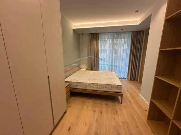 Tirane, jepet me qera apartament Kati 3, 145 m² 3.500 € 
