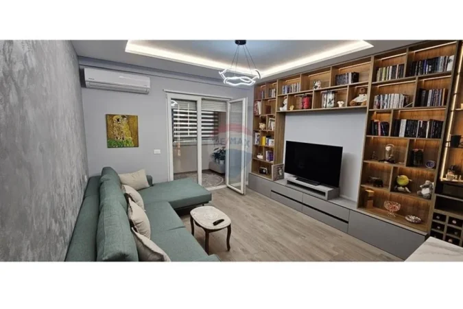 Tirane, shitet apartament 2+1 Kati 3, 105 m² 210.000 € (Rruga Ali Demi)