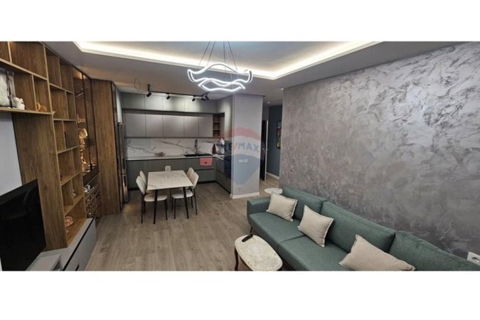 Tirane, shitet apartament 2+1 Kati 3, 105 m² 210.000 € (Rruga Ali Demi)