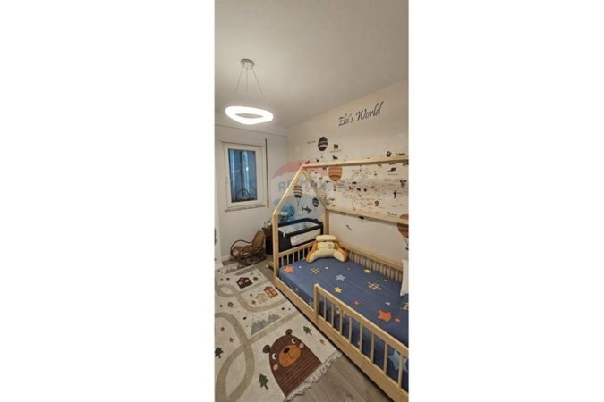 Tirane, shitet apartament 2+1 Kati 3, 105 m² 210.000 € (Rruga Ali Demi)