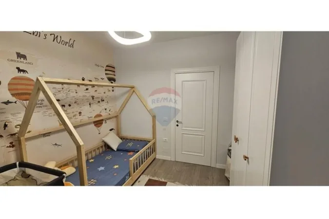 Tirane, shitet apartament 2+1 Kati 3, 105 m² 210.000 € (Rruga Ali Demi)