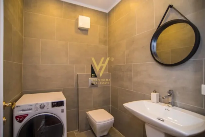 Tirane, shitet apartament 3+1+Ballkon Kati 1, 139 m² 450.000 € (BLLOK)