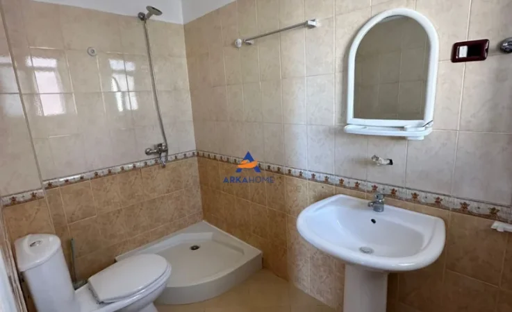 jepet me qera 2+1+Ballkon , 104 m² 500 €