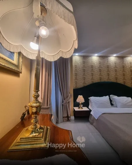 Tirane, shitet apartament Kati 1, 