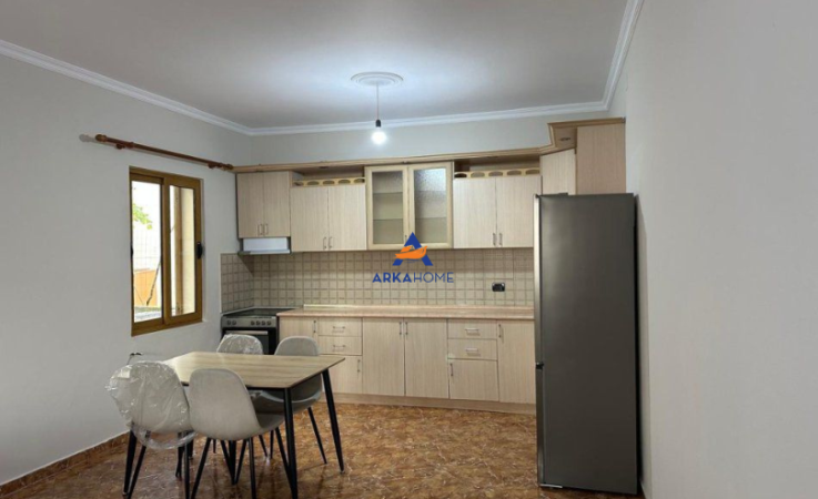 jepet me qera apartament 2+1+Ballkon , 130 m² 55.000 €