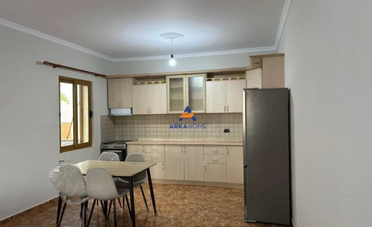 jepet me qera apartament 2+1+Ballkon , 130 m² 55.000 €