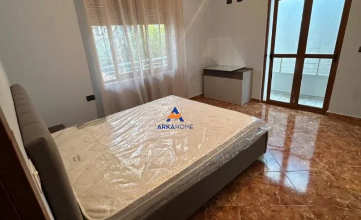 jepet me qera apartament 2+1+Ballkon , 130 m² 55.000 €