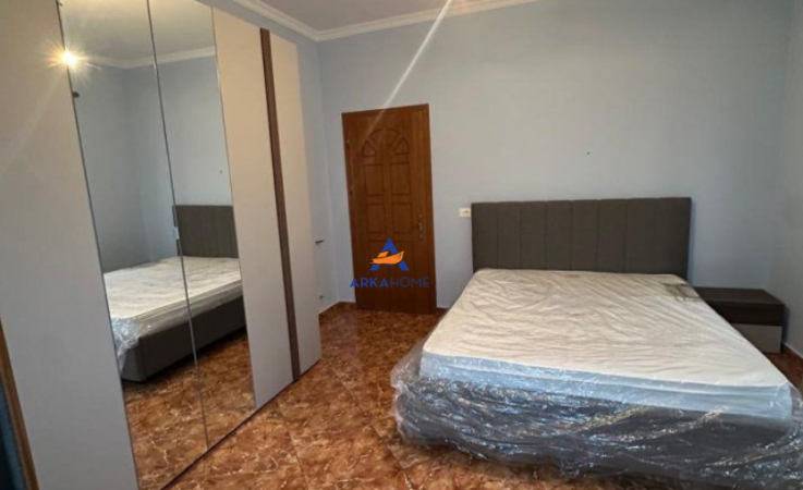 jepet me qera apartament 2+1+Ballkon , 130 m² 55.000 €