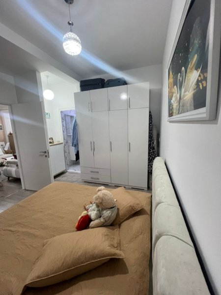 Tirane, shitet apartament 2+1 Kati 1, 100 m² 150.000 € (Fresku)