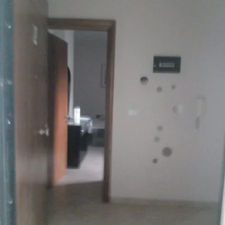 Tirane, jepet me qera apartament 1+1 Kati 7, 500 €