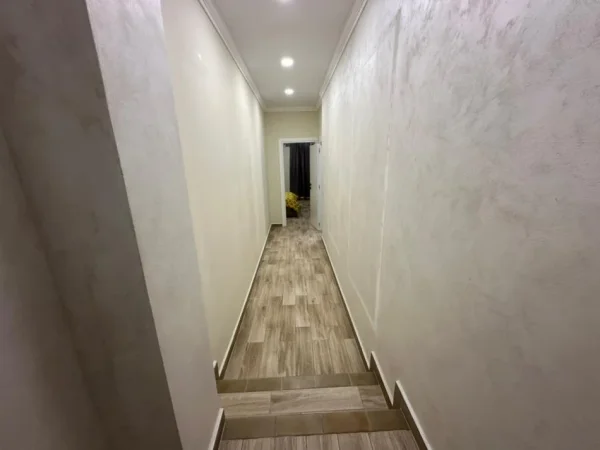 Durres, jepet me qera apartament 1+1 Kati 0, 57 m² 350 € (Vollga,Durres)