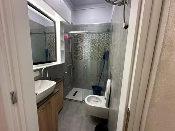 Durres, jepet me qera apartament 1+1 Kati 0, 57 m² 350 € (Vollga,Durres)